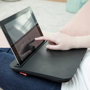 Stolek na tablet